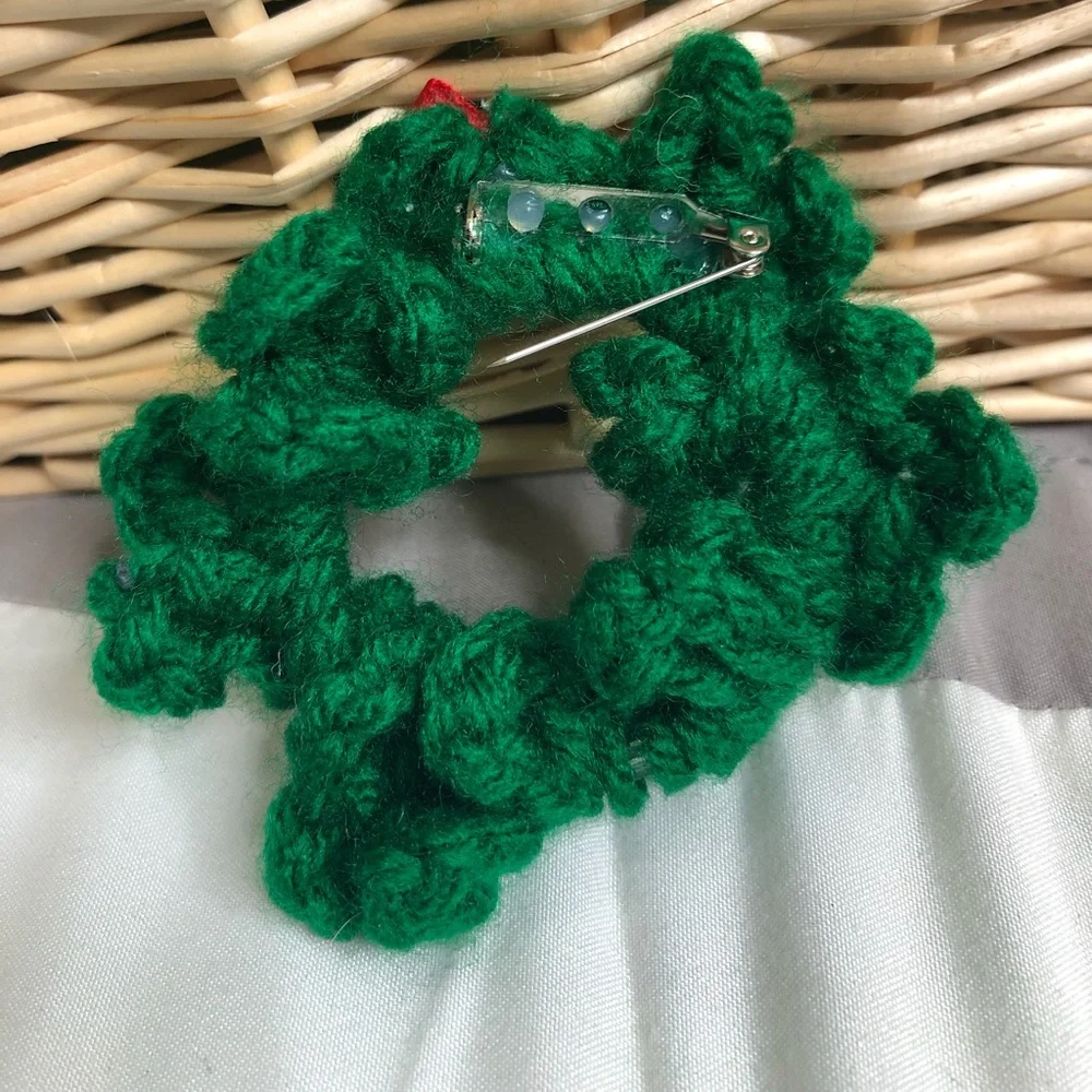 Handmade Christmas Wreath Pin